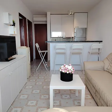 Nika Seaview Apartamento