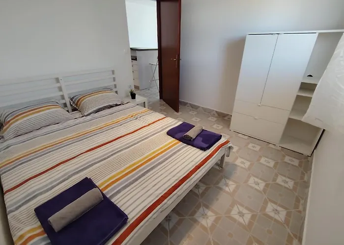 Apartment Nika Seaview Vir